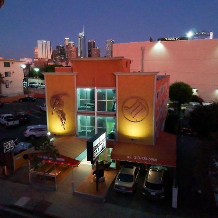 Metropolitan Inn & Suites Λος Άντζελες Εξωτερικό φωτογραφία